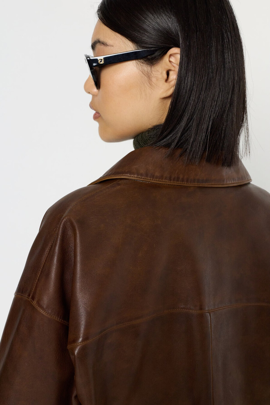 camicia oversize in pelle invecchiata – nicole