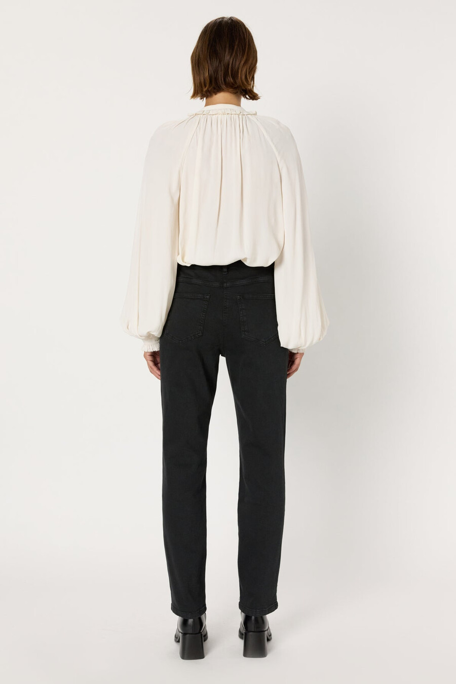 jeans neri dritti - carmen