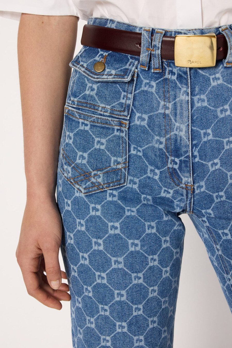 jeans a zampa con monogramma - anna