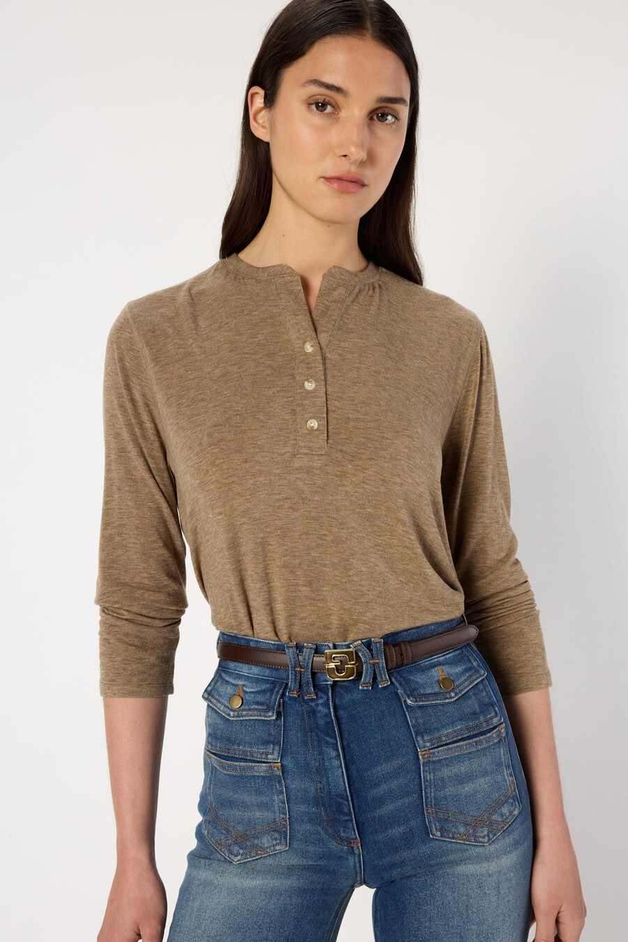 t-shirt slub con collo tunisino - hugue